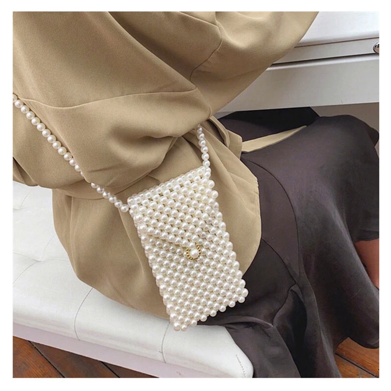 Imitation pearl handmade satchel Handmade beaded handbags quilted purses Personalized wallet can hold mobile phone cosmetics