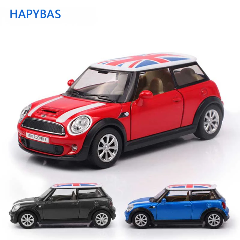 

1:30 High Simulation Exquisite Diecasts&Toy Vehicles Alloy Car Baby Kids Toys For Children Scale Models Pull Back Toy Brinquedo