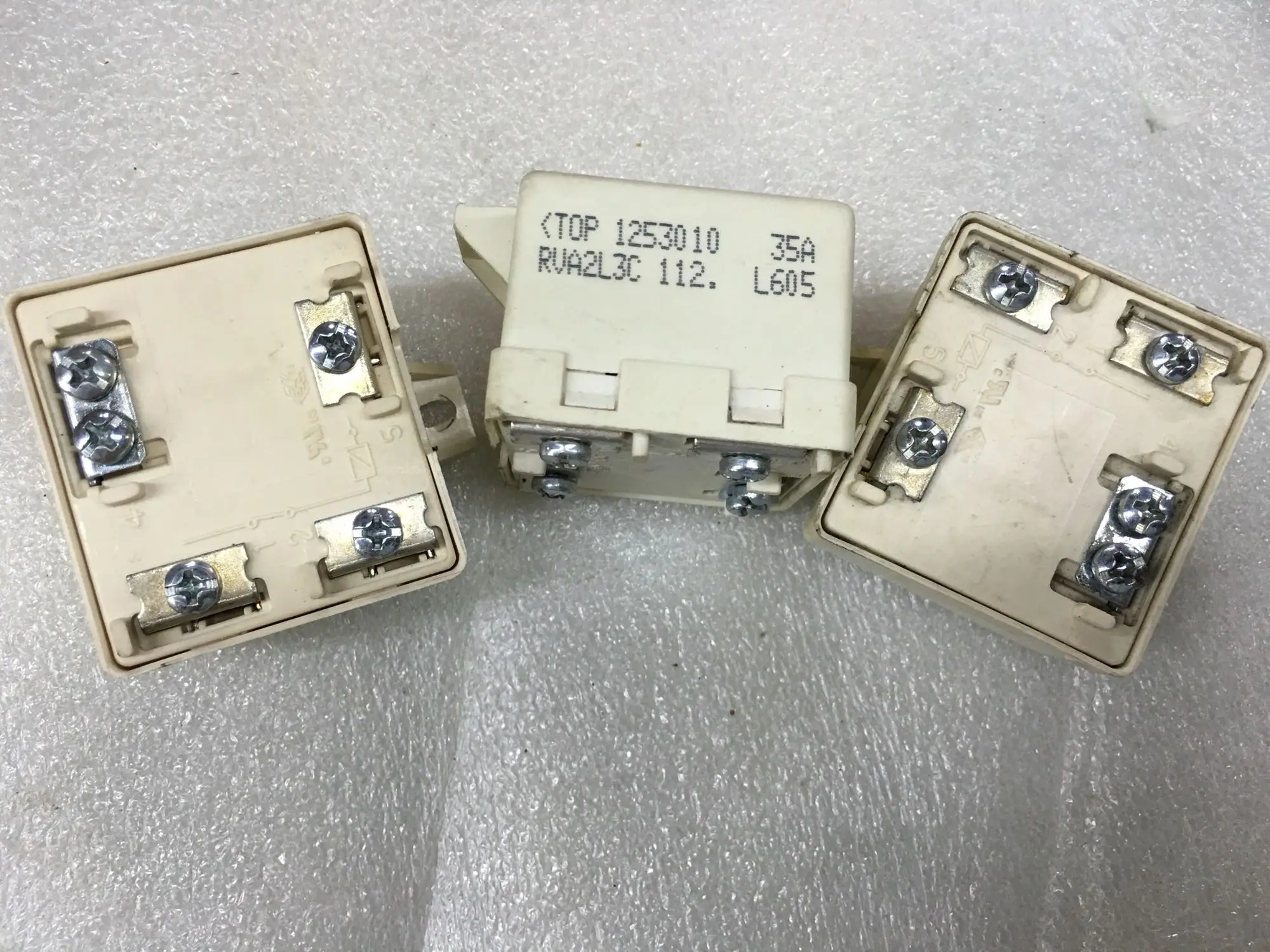 congelador expositor gabinete compressor start relay