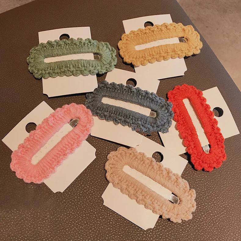

New Autumn And Winter Warm Color Wool Hairpin Korean Style Side Clip Headdress Girl Bangs Clip Hair Accessories