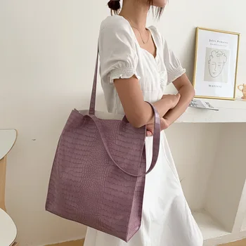 

Summer senior sense armpit bag 2020 new net red shoulder large capacity tote bag wild fashion female bag ladies hand bags