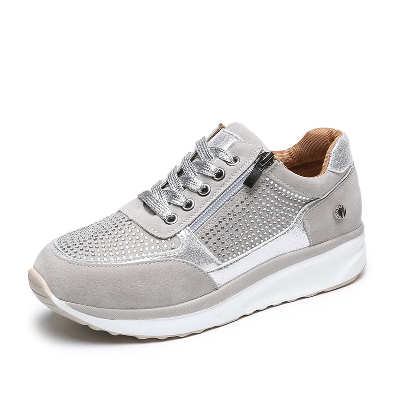Beige Новые кроссовки на платформе с молнией; модные повседневные Блестящие Кроссовки на шнуровке; удобная спортивная обувь для женщин; цвет бежевый, зеленый; большие размеры 35-43 - Цвет: Beige