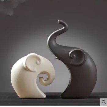 

Creative wedding gift decoration, home office restaurant table decoration, European ceramic elephant crafts statue
