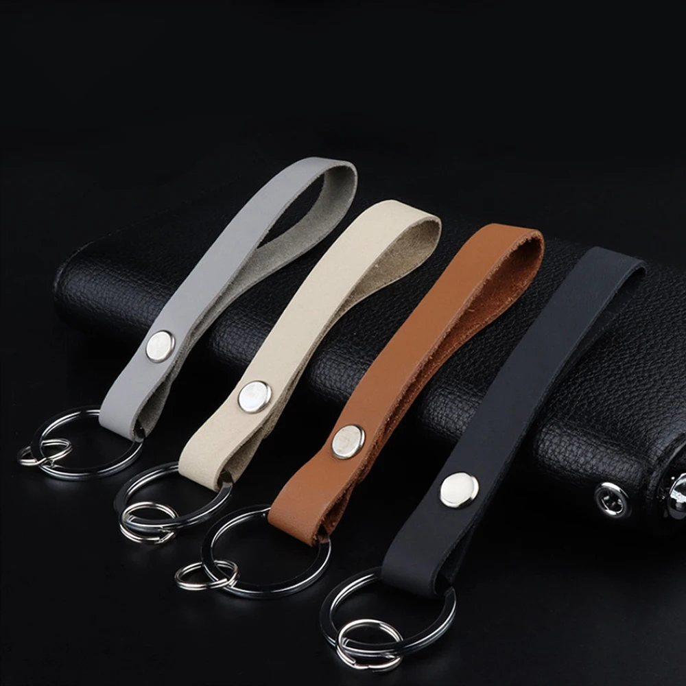 

Leather Car Keychain Key Ring Cowhide Motorcycle Keychain For honda st1300 shadow 125 deauville africa twin crf1000l st 1300