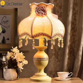 

Modern Fabric Home Decor Table Lamp Nordic Retro Classical Bedside Lamp Princess Wedding Study Table Lights Resin Vanity Light