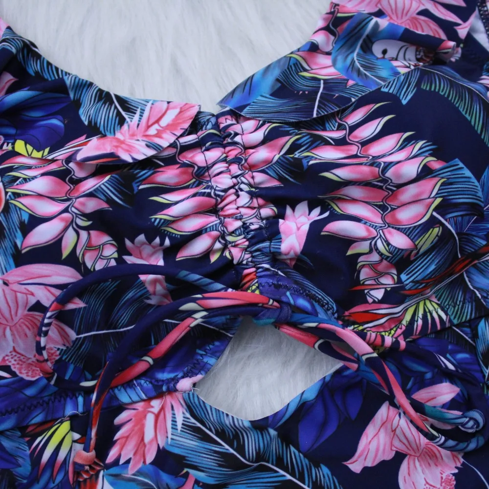 A77C24DA46B830D0FA56414FED821013