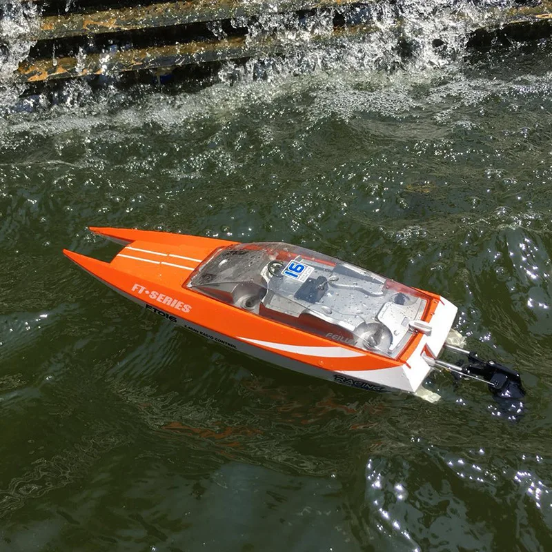 

New Style Flywheel Ft016 New Products Remote Control Boat High-Speed Speedboat Model Water Children Toy Boat