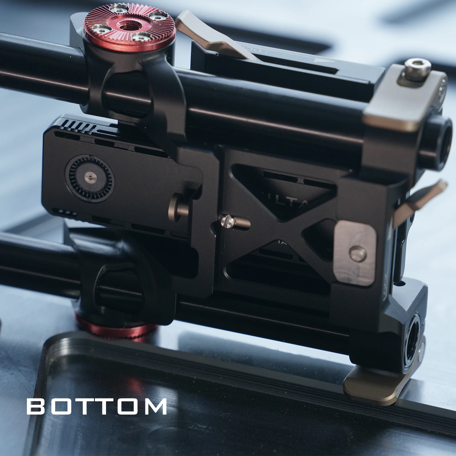 Tilta Tiltaing LWS   Piastra di base inclinabile, 15 mm, tipo VI, compatibile con BMPCC 6K Pro Blackmagic Pocket Cinema Camera 6K Pro Rig leggera e resistente, colore: Nero TA BSP6 15 B