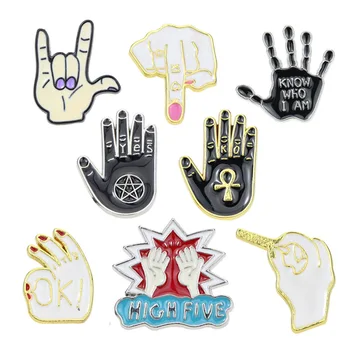 

Vintage pins, punk rock English lettering, palm brooches, coat accessories, various gesture badges, bag decoration badges