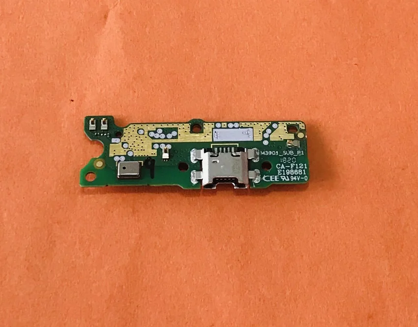 Б/у USB разъем плата зарядки+ микрофон для lenovo A5 L18021 MTK6739 четырехъядерный