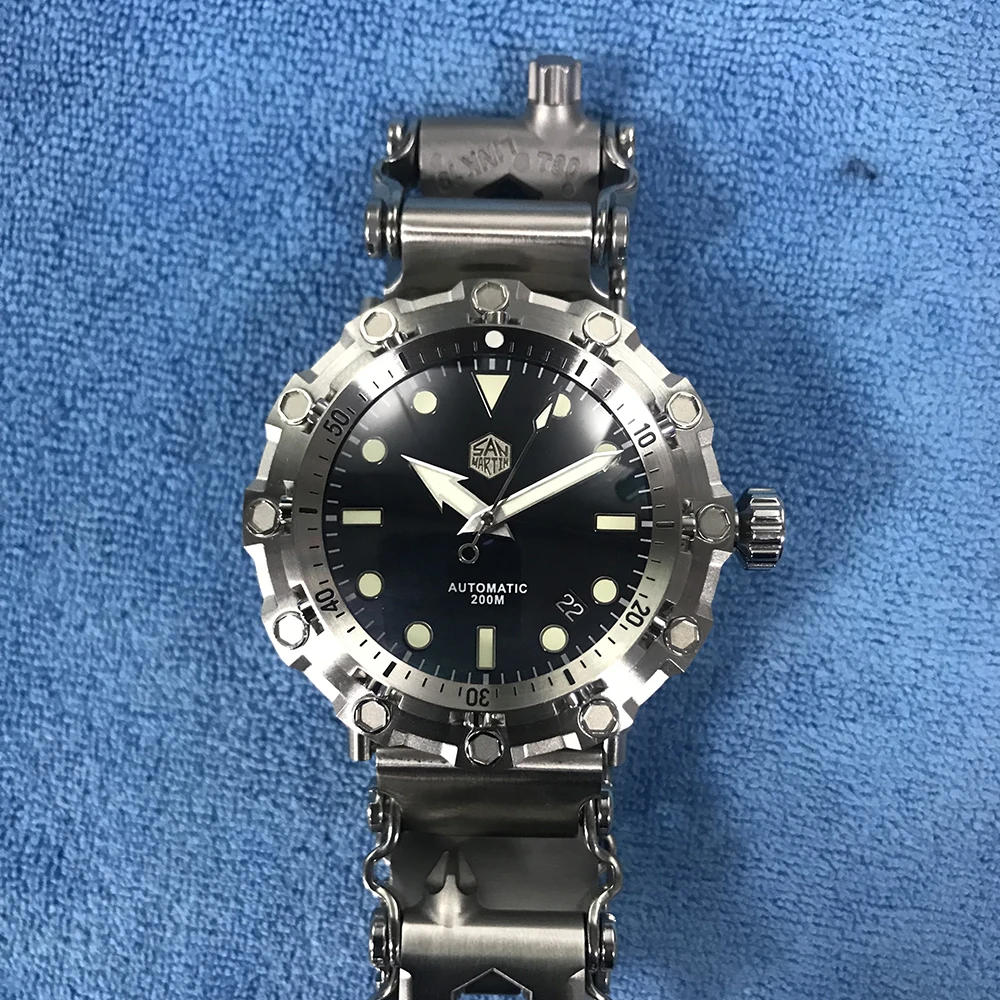 San Martin Men Original limited edition mechanical watches 200m Water Resistant Shark leather strap Titanium diving Wriswatch