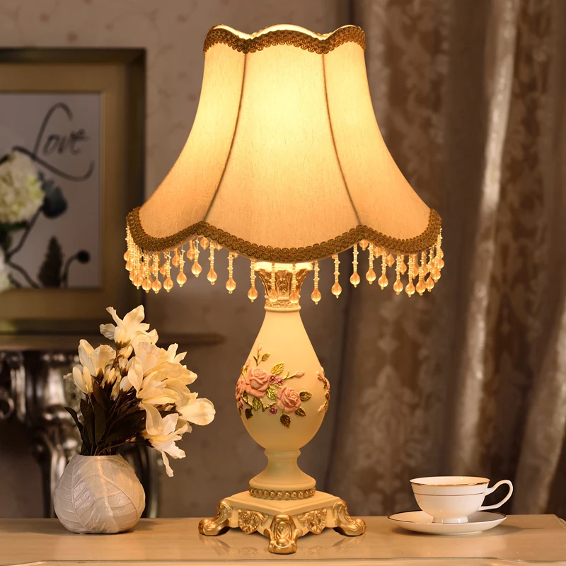 

Chinese Classical Lamp Home Decor Table Lamp Fabric Bedroom Bedside Lamp Table Lights Princess Garden Wedding Study Table Lamps