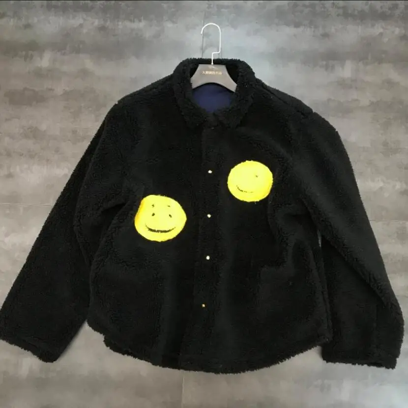 Autumn and Winter New Smiley Face Cartoon Fleece Warm Short Coat Women Thick Jacket Loose Coat Outwear