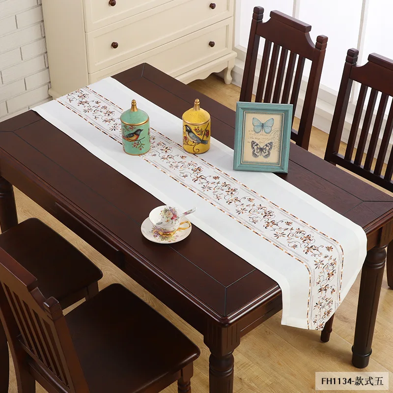

Elegant Graceful Vintage Table Runners For Wedding Home Hotel Decoration Parties Lace Table Cloth Cover Runner Household Textile