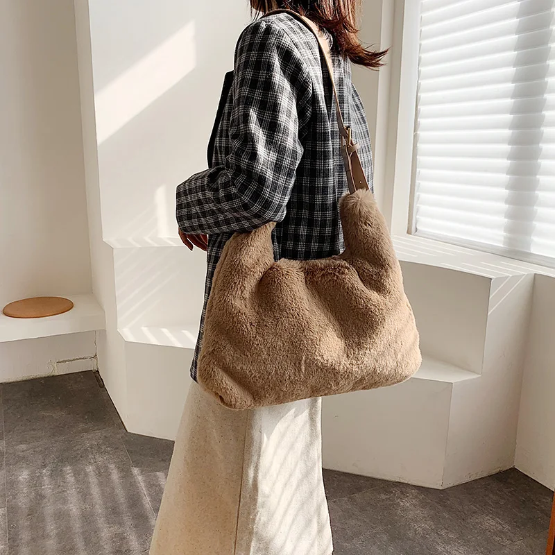 faux fur crossbody bag