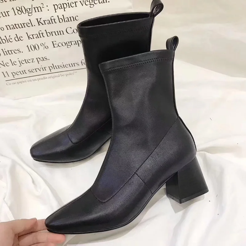 Новые сапоги до середины икры из искусственной кожи эластичная женская обувь с квадратным носком осенне-зимняя обувь без застежки на высоком массивном каблуке, размеры 34-44, T7