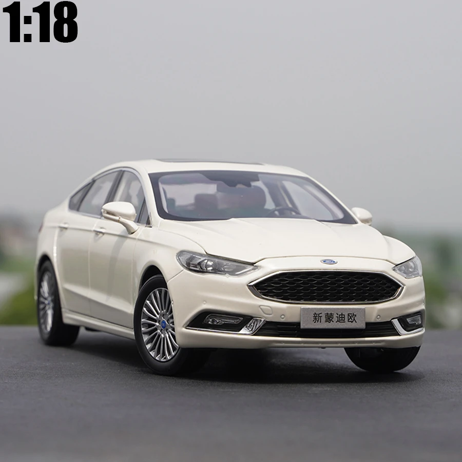 1/18 2017 Ford Mondeo Fusion Alloy Diecast Car Model Toys For Boy Christmas  Gifts Original Factory Toys Collection - Railed/motor/cars/bicycles -  AliExpress
