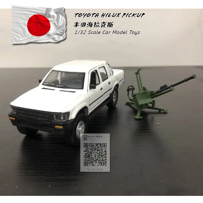 TOYOTA Hilux (4)