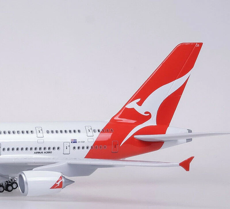1/160 масштаб самолета 46 см пассажирский самолет A380 Qantas Airways светодиодный самолет модель