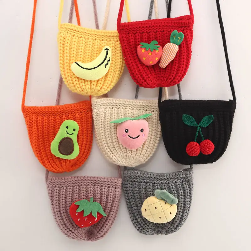 

Lovely Children's Strawberry Crossbody Bag Girls' Woolen Knitted Mini Coin Purse Baby Cute Accessories Shoulder Bag Small Wallet