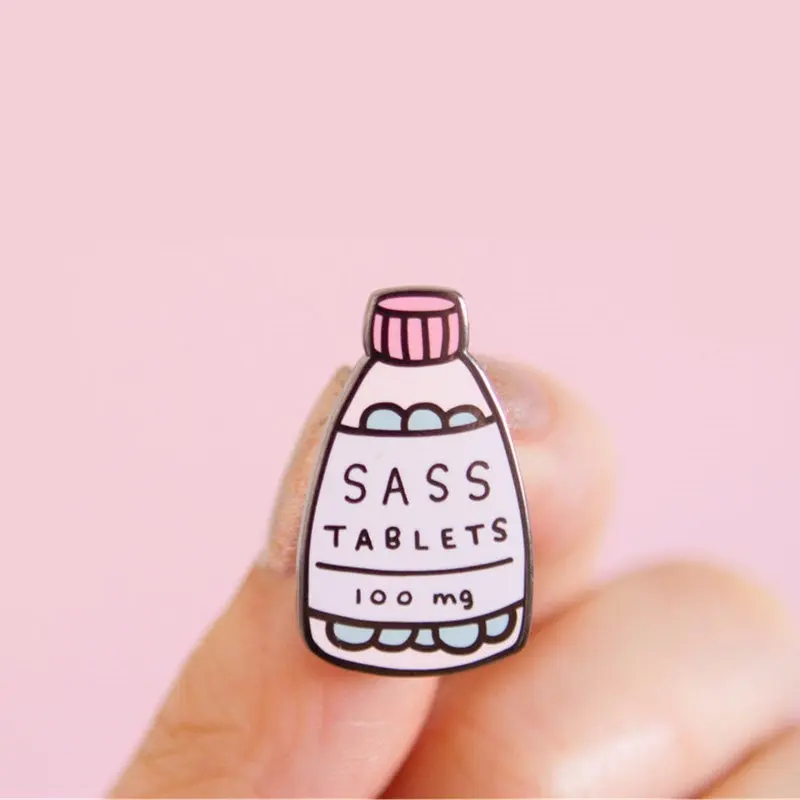 Эмалированная заколка Sass для планшетов-Феминистская лацкана подарок девушки Power