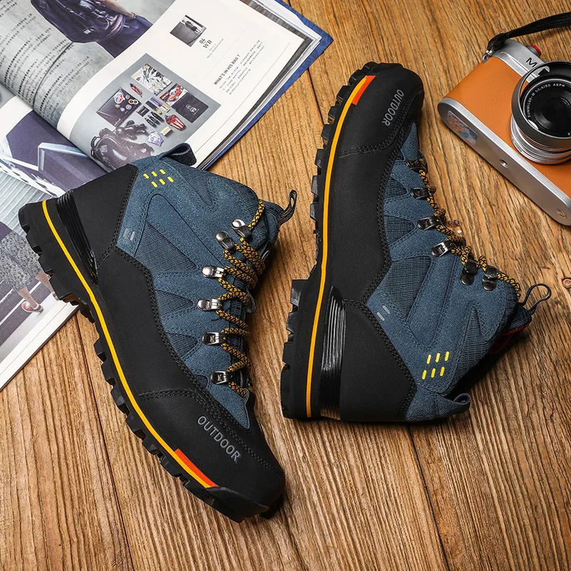 Professional Men Oudoor Hiking Shoes Watherproof Leather Shoes Mountain Climbing Boots Trekking Sport Sneakers Men Hunting Shoes