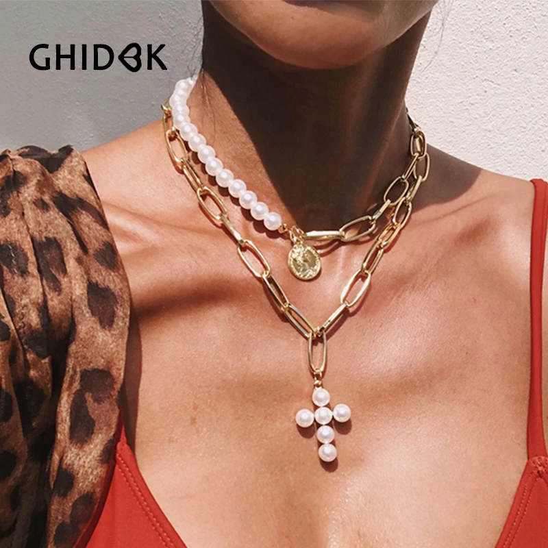 

GHIDBK Dainty Elizabeth Portrait Coin Pendant Layering Necklaces Adjustable Simulated Pearls Cross Layered Chokers Pearl Choker