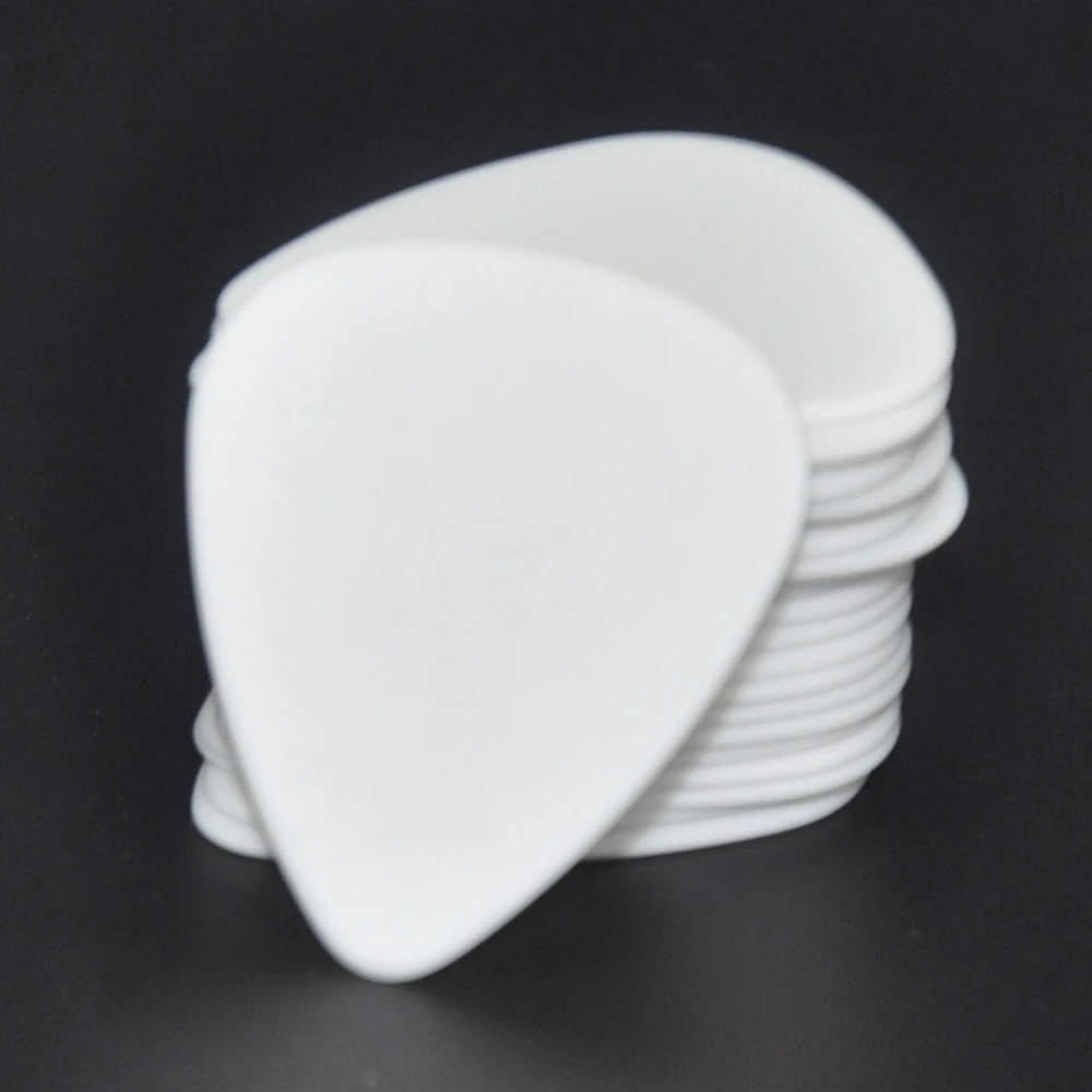 100pcs Solid White Gauge 0.60mm / 0.71mm / 1mm 1.5mm Delrin Guitar Bass Picks Plectrums