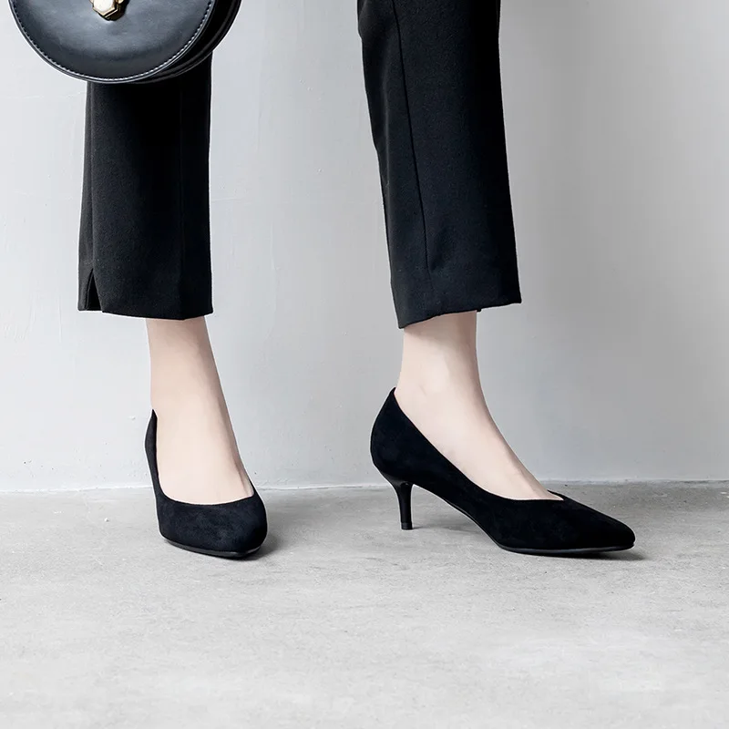 

2019 New Style Korean-style WOMEN'S Pumps High Heel Shoes Low Heel 43 Large Size Fashion Casual Foot Covering 32 Yards