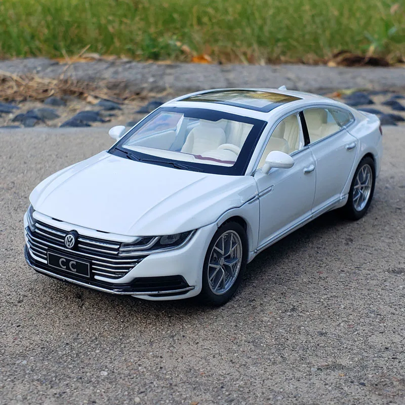 1:32 Volkswagen CC спортивный автомобиль литье под давлением Коллекция игрушек оттягивание имитация звука музыкальная с подсветкой модель транспортных средств металлическая игрушка купе - Цвет: Белый