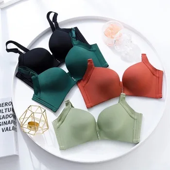 

Simple and non-marking small chest gathered up and adjustable bra set