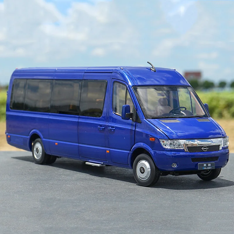 

1:24 scale Diecast alloy Yangtze EV Yisheng Commercial bus Passenger car Van model W lights children fan gift metal vehicle toys
