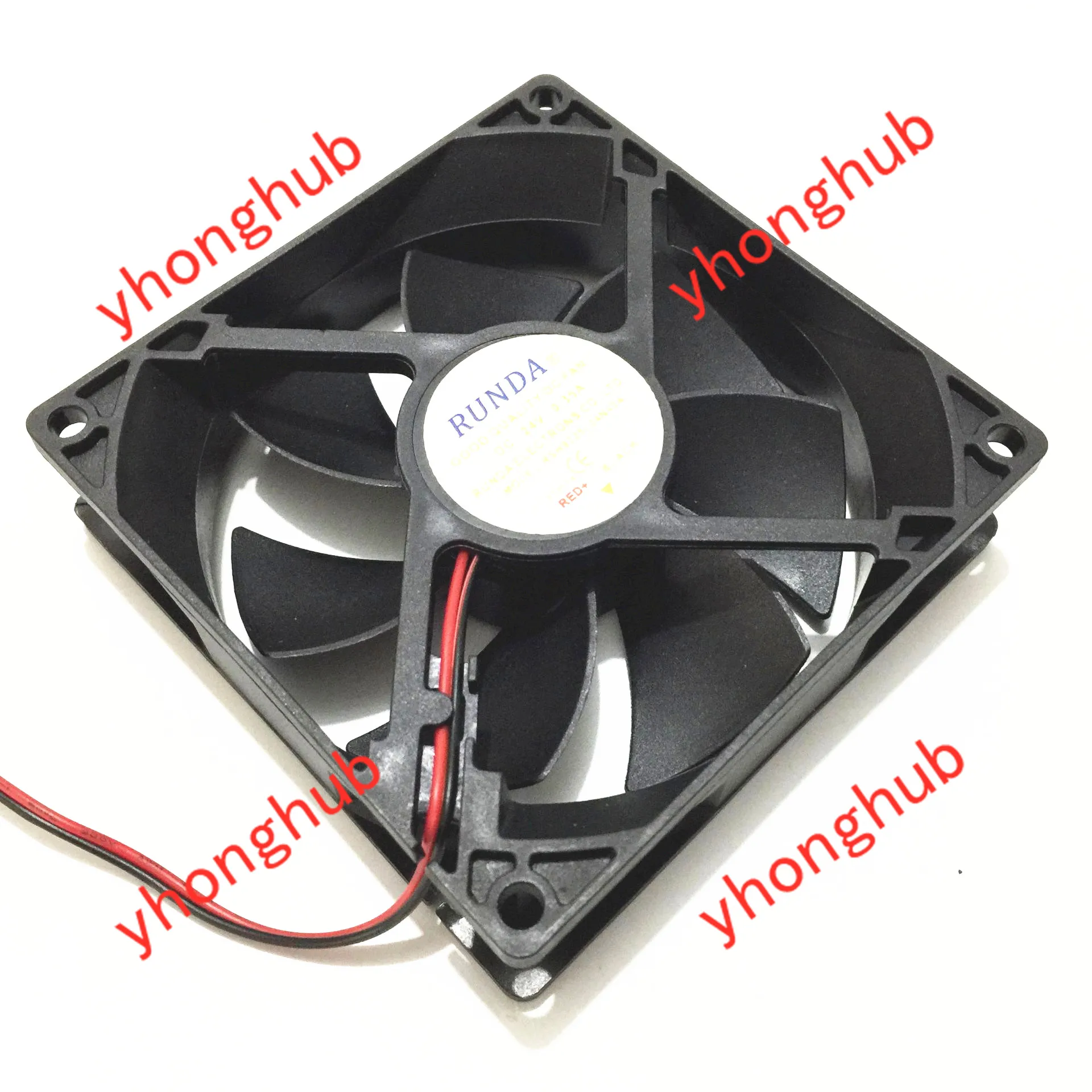 RUNDA RSH9225L24N40A DC 24V 0.35A Размеры: 90x90x25 мм 2 провод Сервер вентилятор