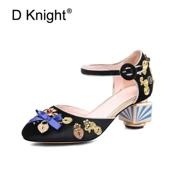 

Ethnic Strange Style Heels Women Party Runway Shoes High Heels Sandal Luxurious Pumps Wedding Shoes Metal Decoration Bride Shoes