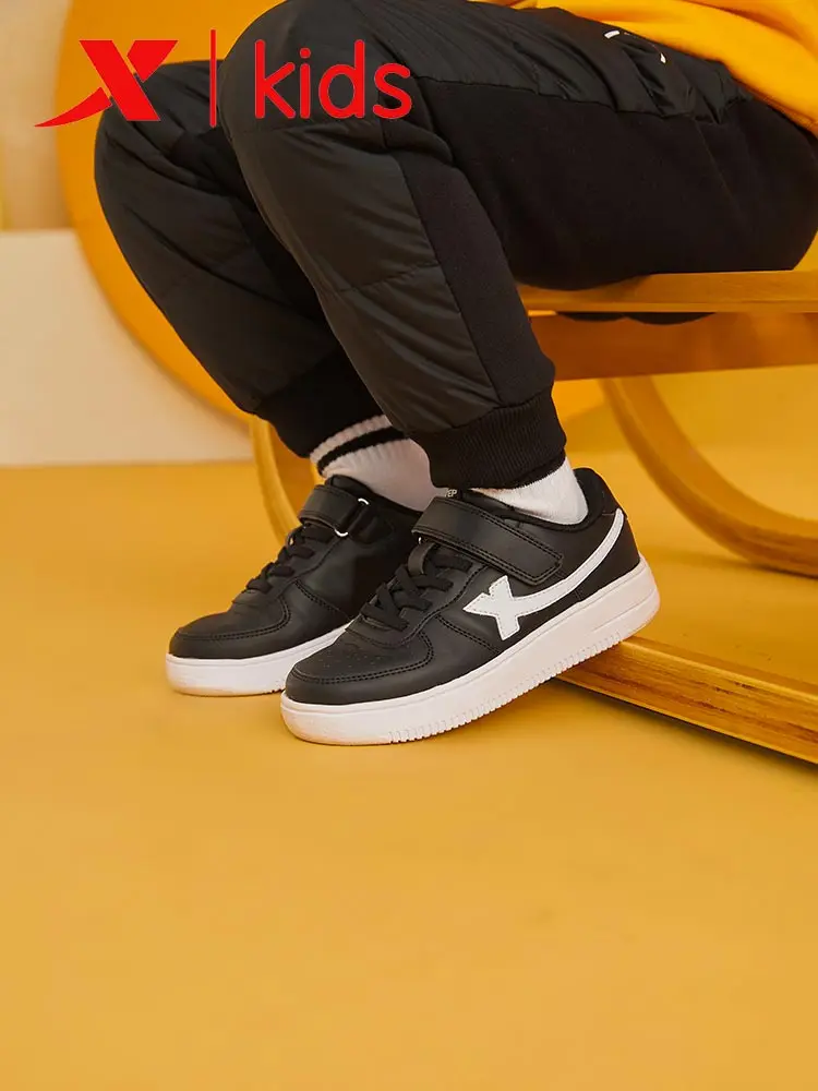 Xtep Fashion Boys Girls Skateboarding Shoes Kids Casual Velcro Sport Shoes Children Comfortable Sneaker White Black 681416319361