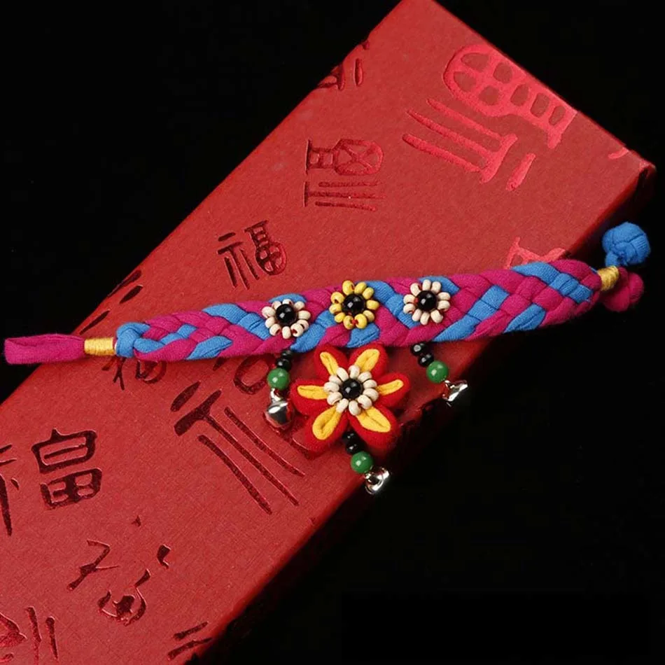 8874612908_1863047052