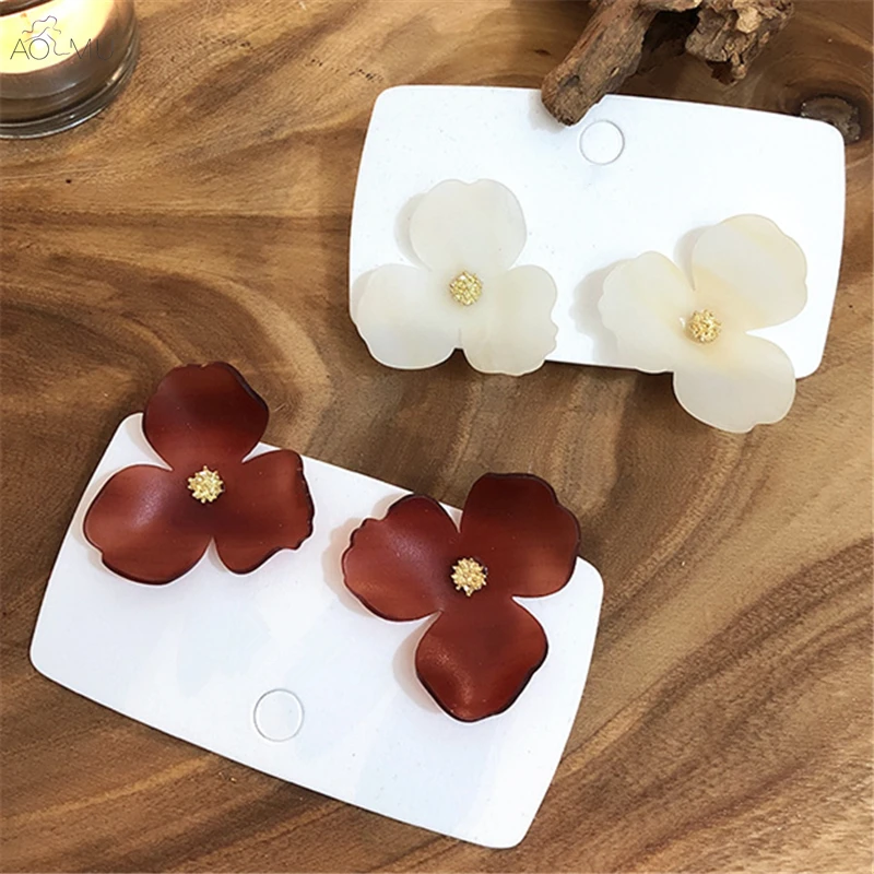 

AOMU Korean Sweet Irregular Acrylic Matte Scrub Rhinestone Red White Flower Stud Earrings for Women Gift Party Beach Jewelry