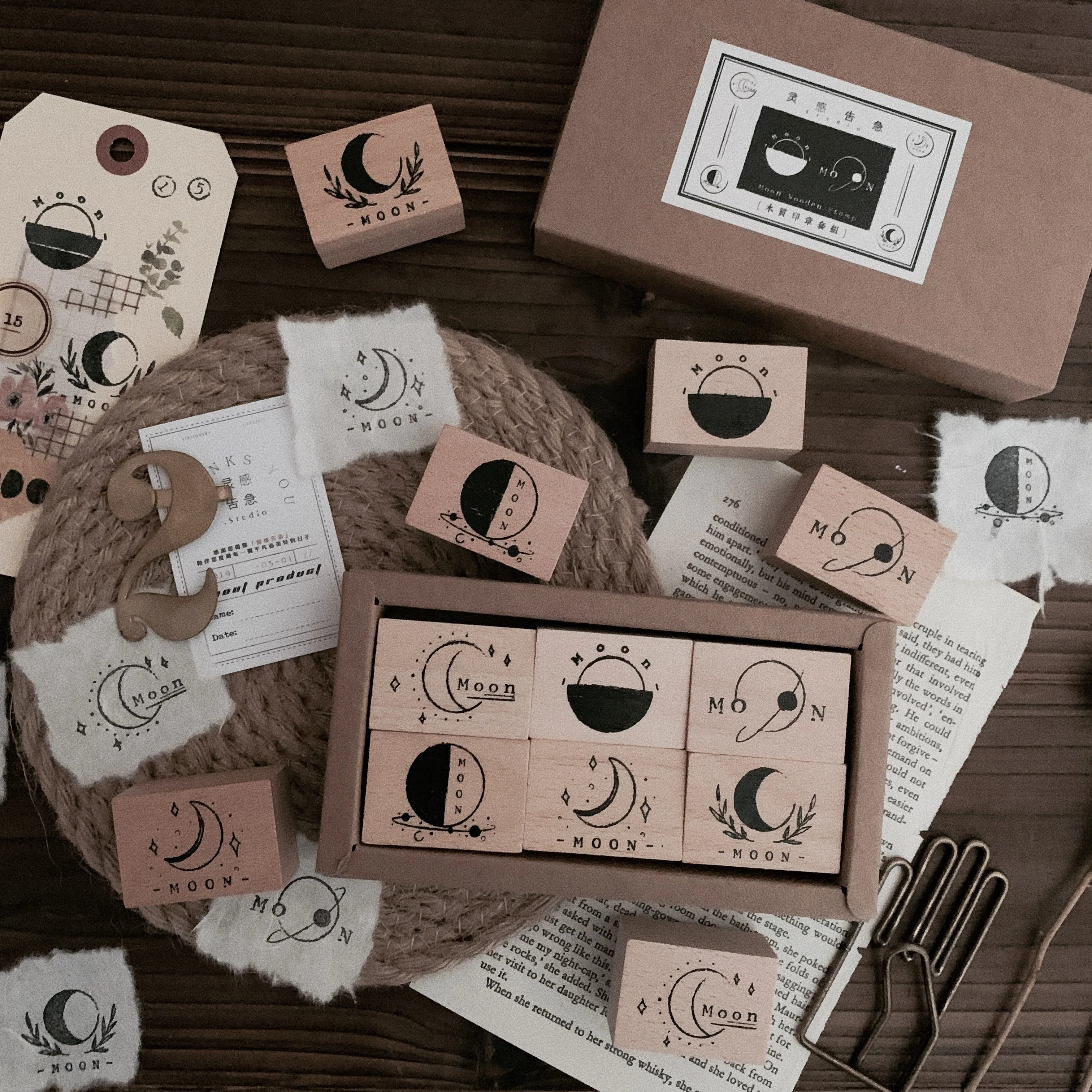 

6 Pcs/set Vintage Moon Decoration Stamp Wooden Rubber Stamps for Scrapbooking Stationery DIY Craft Standard Stamp