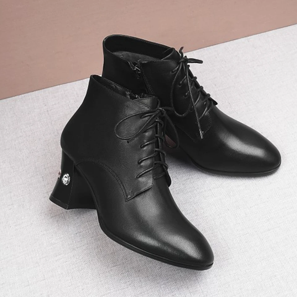 

BELLECOM 2019 Autumn and Winter New Mid-heel Shoes, Genuine Leather Laces, Tipped Martin Boots and Girls'Boots