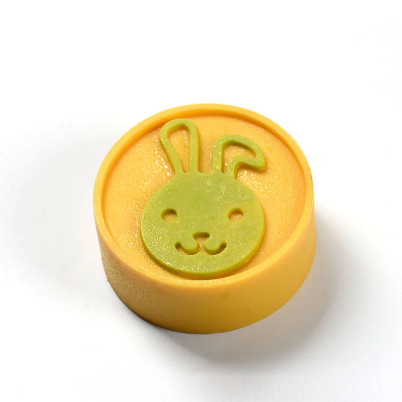 Круглая силиконовая форма для мыла Милая мультяшная форма для детского мыла - Color: R2020