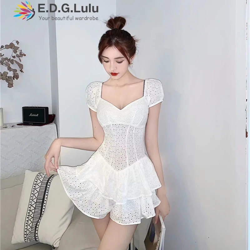 EDGLuLu Jumpsuits For Women 2020 Summer Short White V-neck Short Sleeve Black Bundle Waist Rompers Playsuit 0526 EDGLuLu Jumpsuits For Women 2020 Summer Short White V-neck Short Sleeve Black Bundle Waist Rompers Playsuit 0526