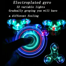 Классический UFO фонарь Гироскоп светодиодный пальцевой гироскоп гальванический светящийся 32 меняющийся светильник гироскоп детская светящаяся игрушка