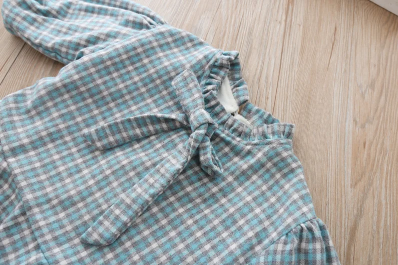 12189329206_938143651