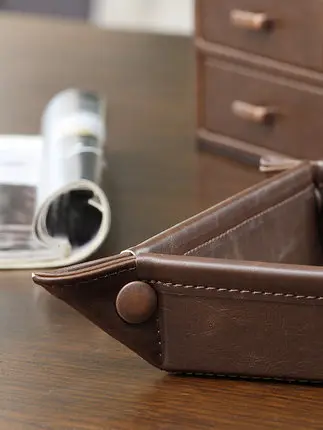 Key storage box American retro door porch key storage tray desktop jewelry tray leather storage toothpick box remote control