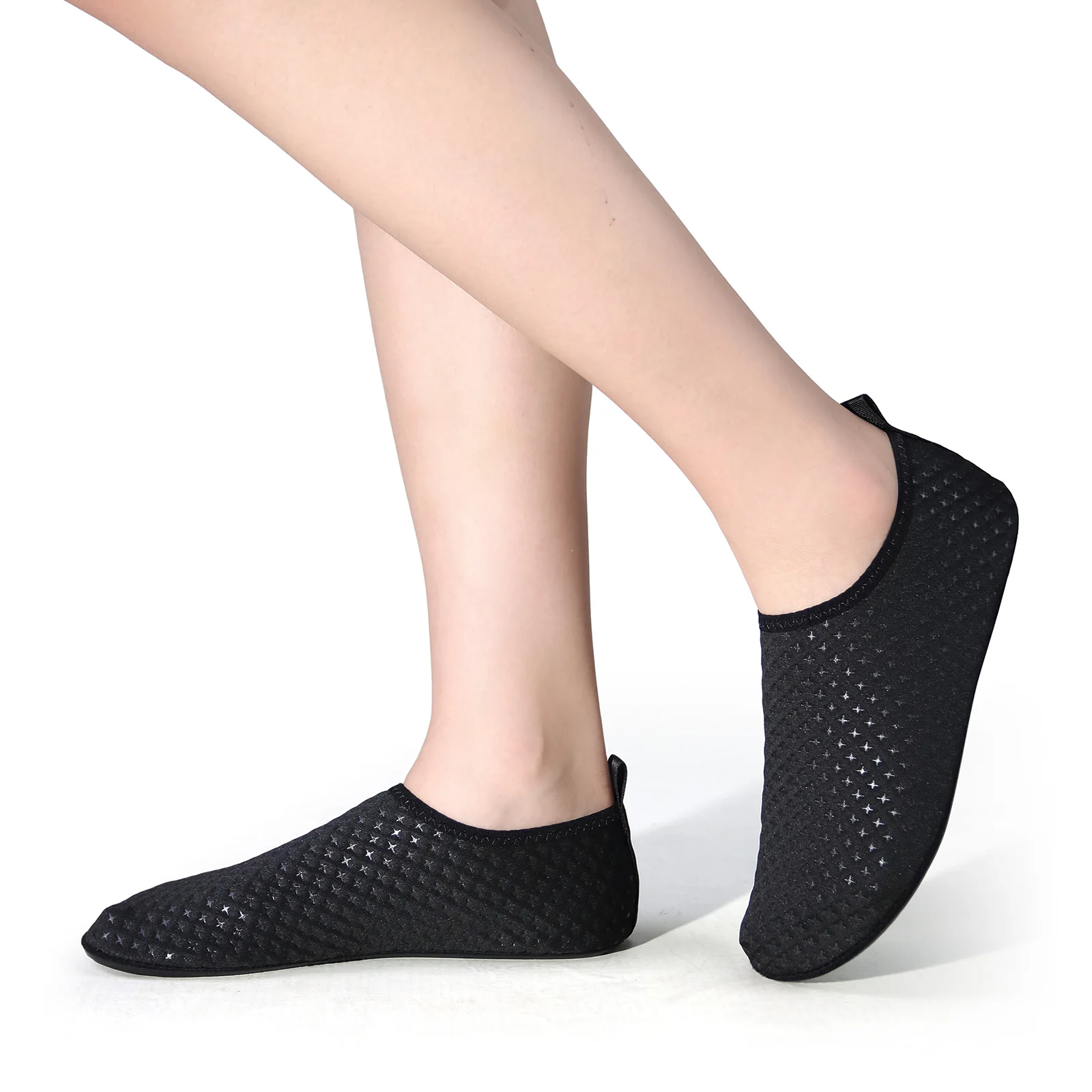 Water Shoes Aqua Shoes Barefoot Shoes Black Men Women Aqua Shoes Sneakers Quick Dry Summer Barefoot Shoes Aqua Socks Unisex Gym Yoga Exercise Beach Swimming Footwear