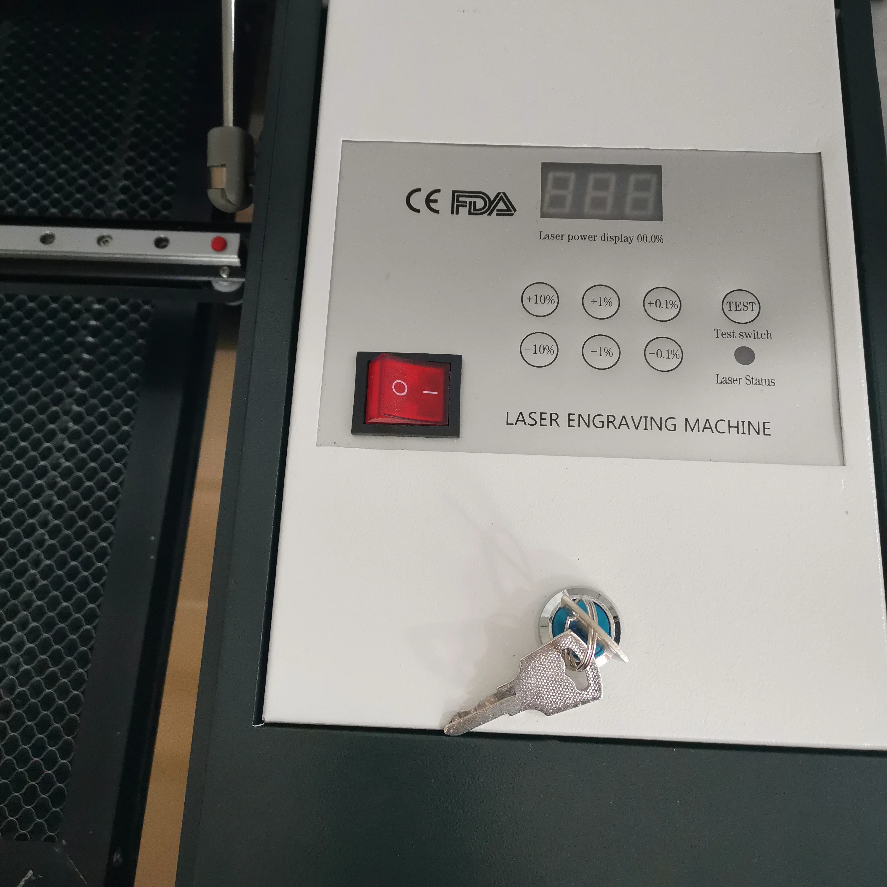 4060 RECI 100W CO2 laser engraving machine with up and down working table to Russia include customs duty and tax