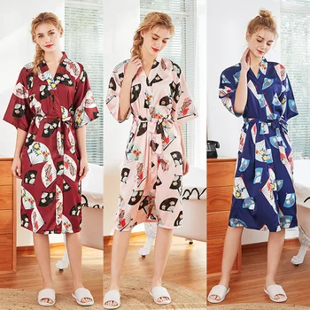 

New Style Silk Marriage Pajamas Women's Spring And Summer Long Bridesmaid Red Bride Morning Gowns Home Women's Robes Wp1062