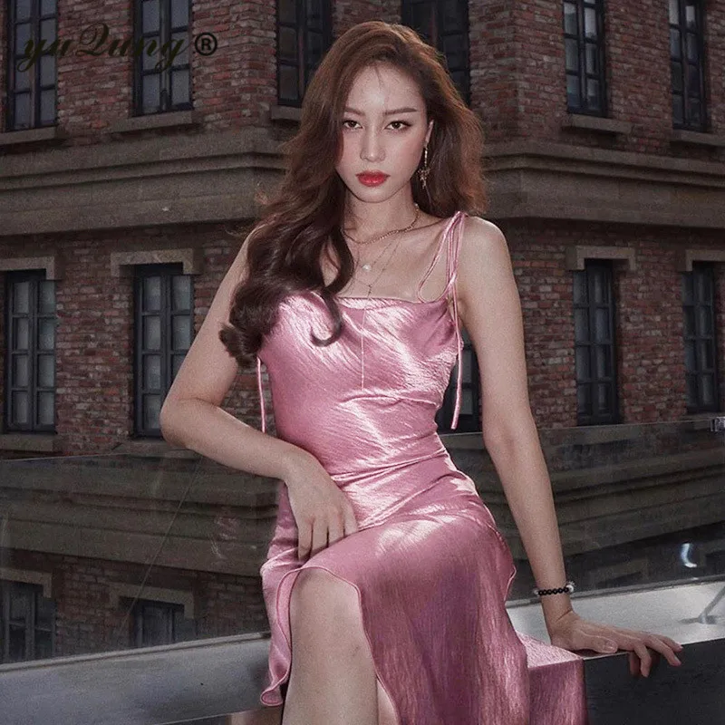 13868863037_2146010042