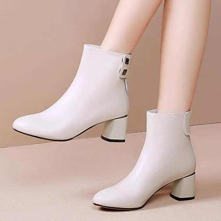 

Fashion rivets for women's Martin boots