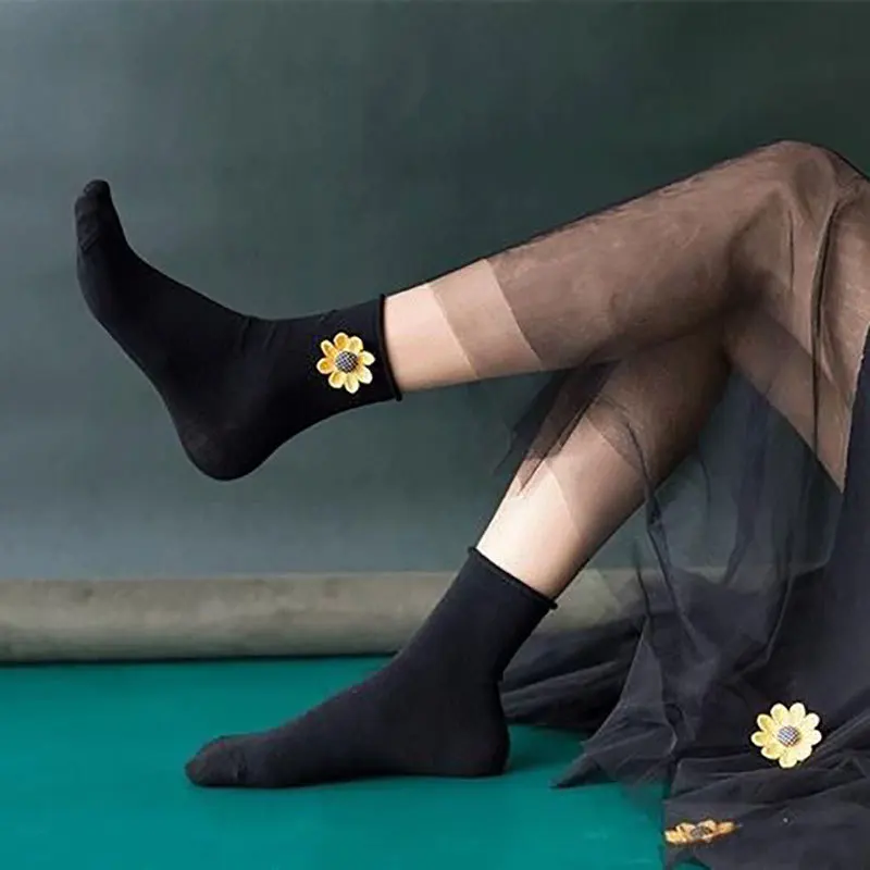 Зимние носки с цветочным рисунком, креативный карамельный цветной Носок, женские японские носки, Хлопчатобумажная Куртка, элегантные, ветряные, с цветочным узором